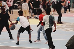 Deluka at basket